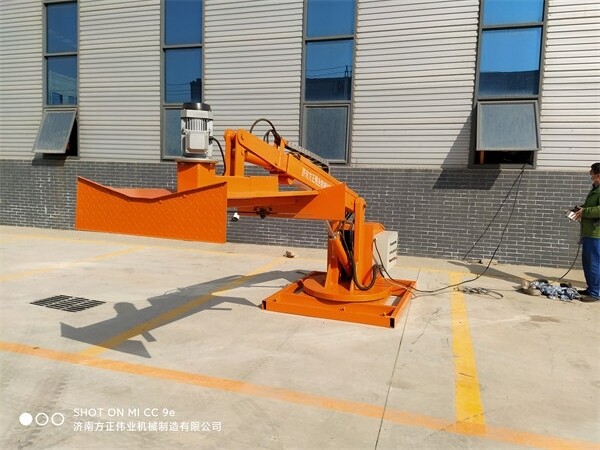 高速公路(lù)綠籬修剪機23