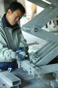 便攜式(shi)鋁合金升降(jiàng)平台