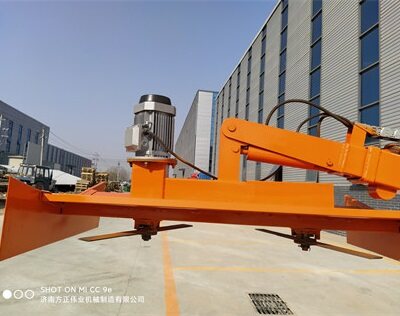 邊坡綠籬(lí)修剪機