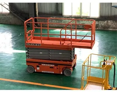 全自行(háng)走升降平(píng)台