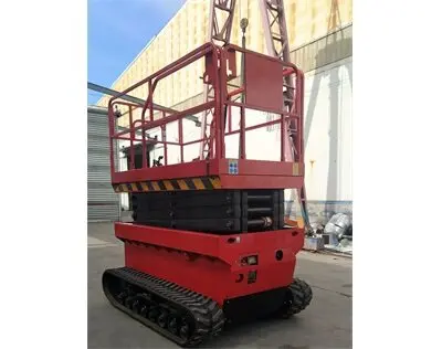 電動(dòng)履帶式升降(jiàng)平台