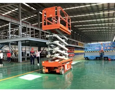 全自行(háng)走升降平(píng)台